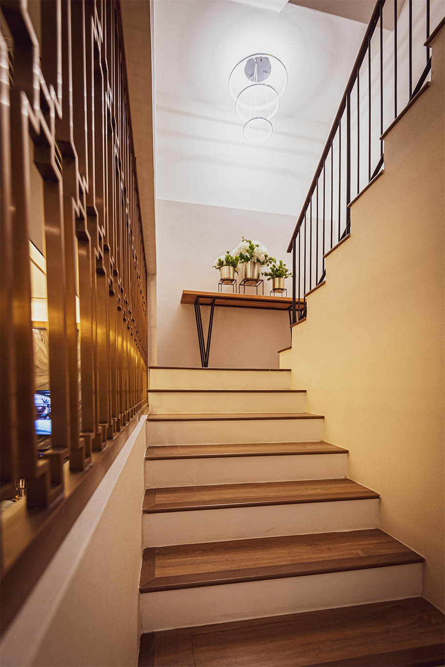 Modern classic staircase with wooden theme and chandelier