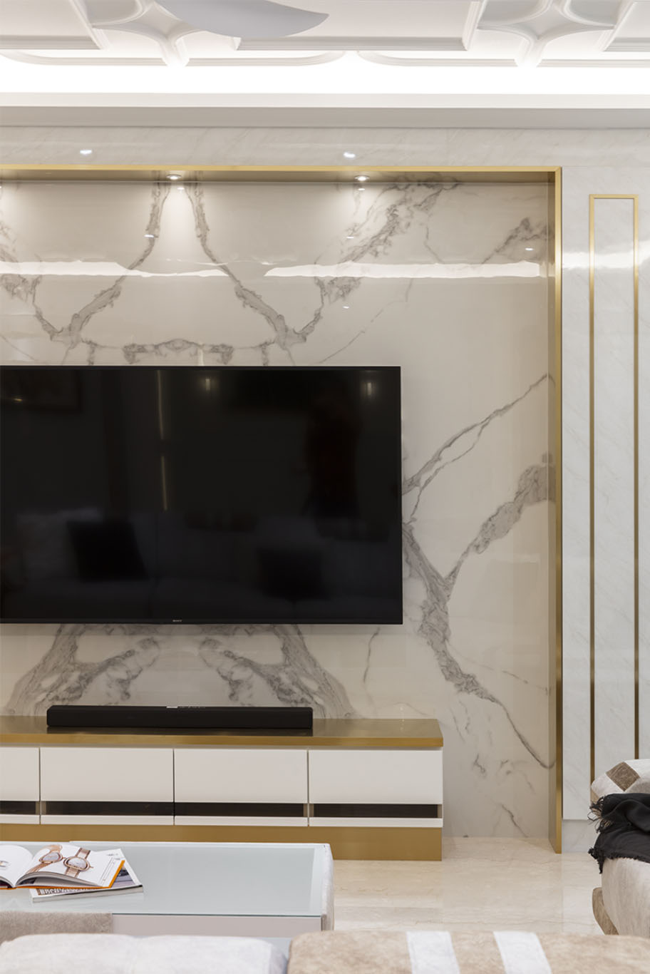 MIEUX The White Royale hanging tv on wall mieux interior design