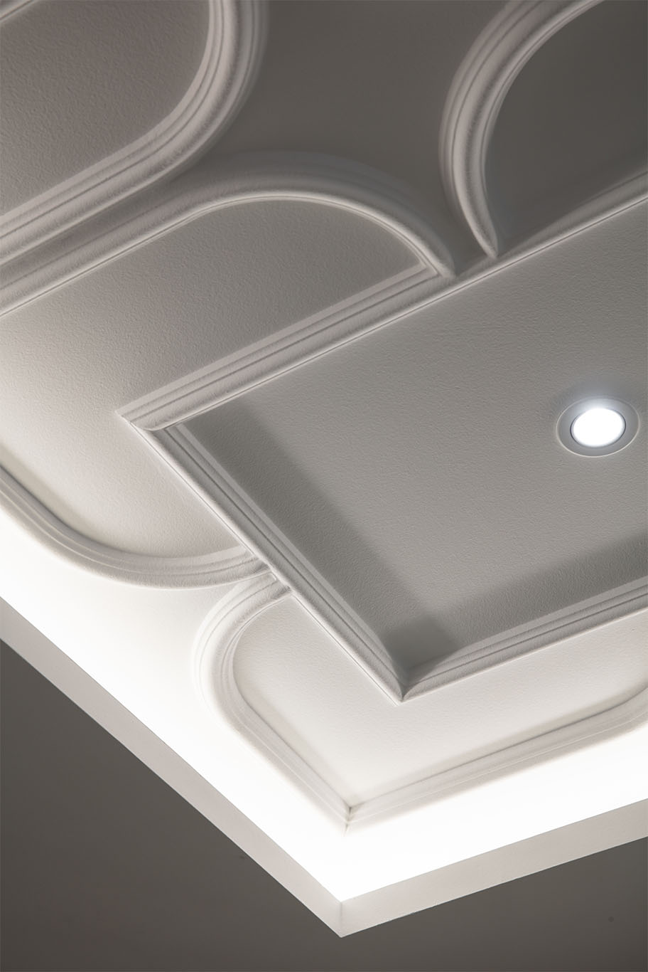 MIEUX The White Royale modern ceiling design with hidden light Mieux interior deisgn