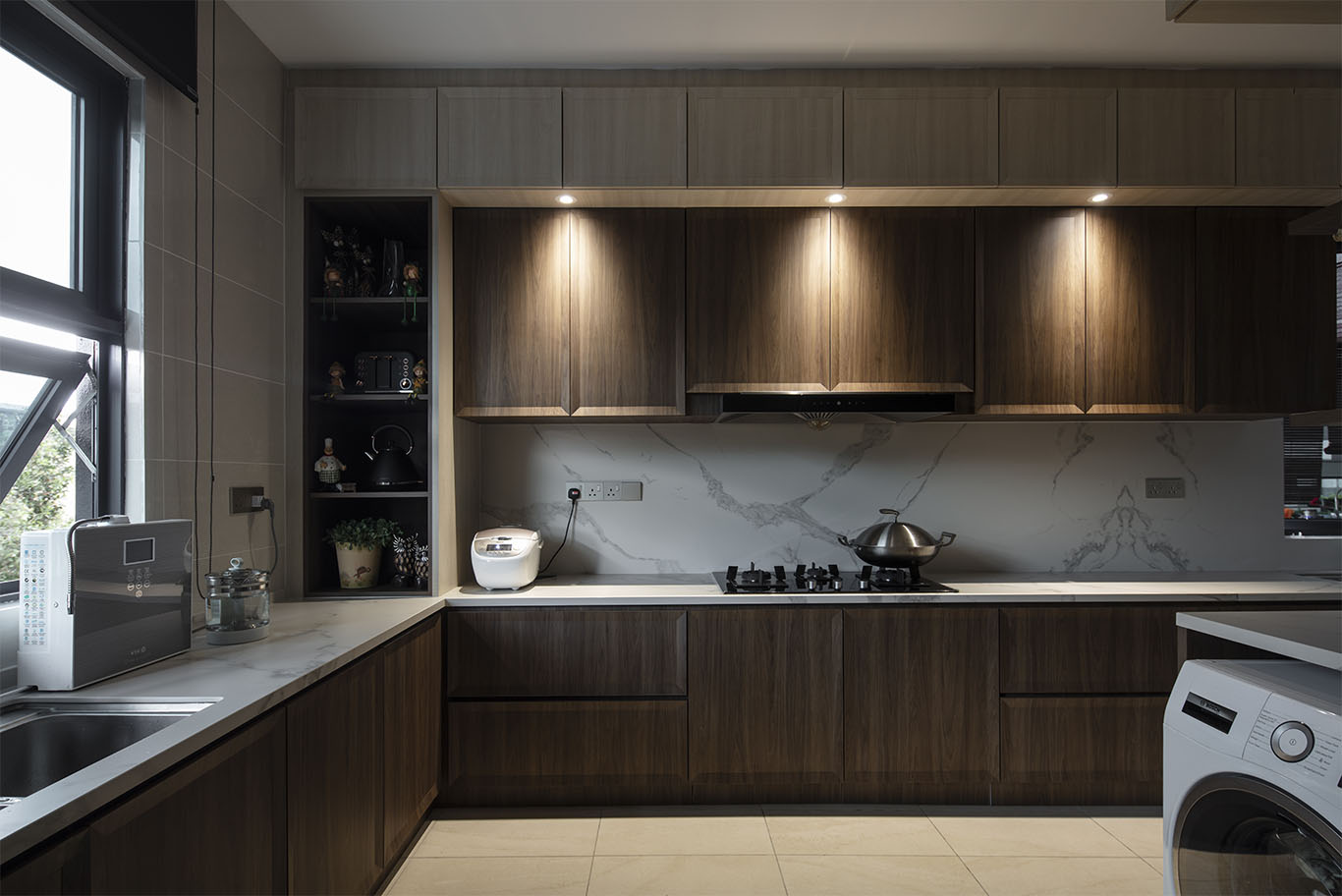 MIEUX La Famillie De Lee modern kitchen design with brown wooden theme mieux interior design