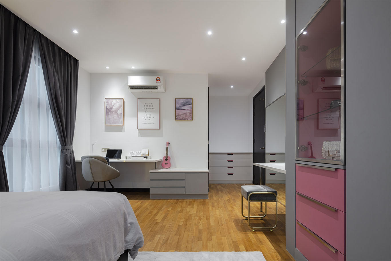 MIEUX La Famillie De Lee modern bedroom design with hidden curtain and wooden floor 6 mieux interior design