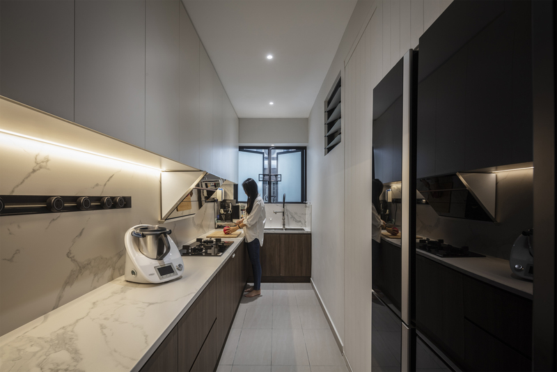 MIEUX Arch of White minimalist small kitchen design with black two door fridge mieux interior design
