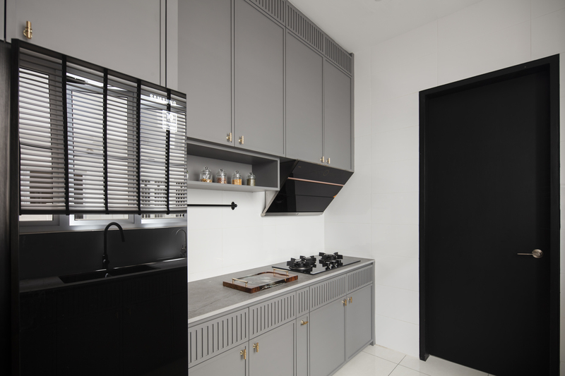Bond of Aurora white and black kitchen design 2 Mieux interior design