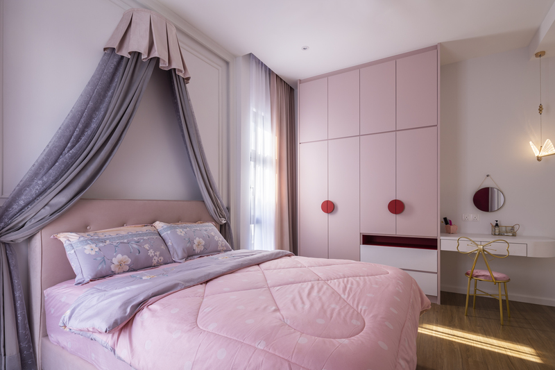 Classical Marriage modern bedroom for girls with pink theme and cute bed with curtain 2 mieux interior design