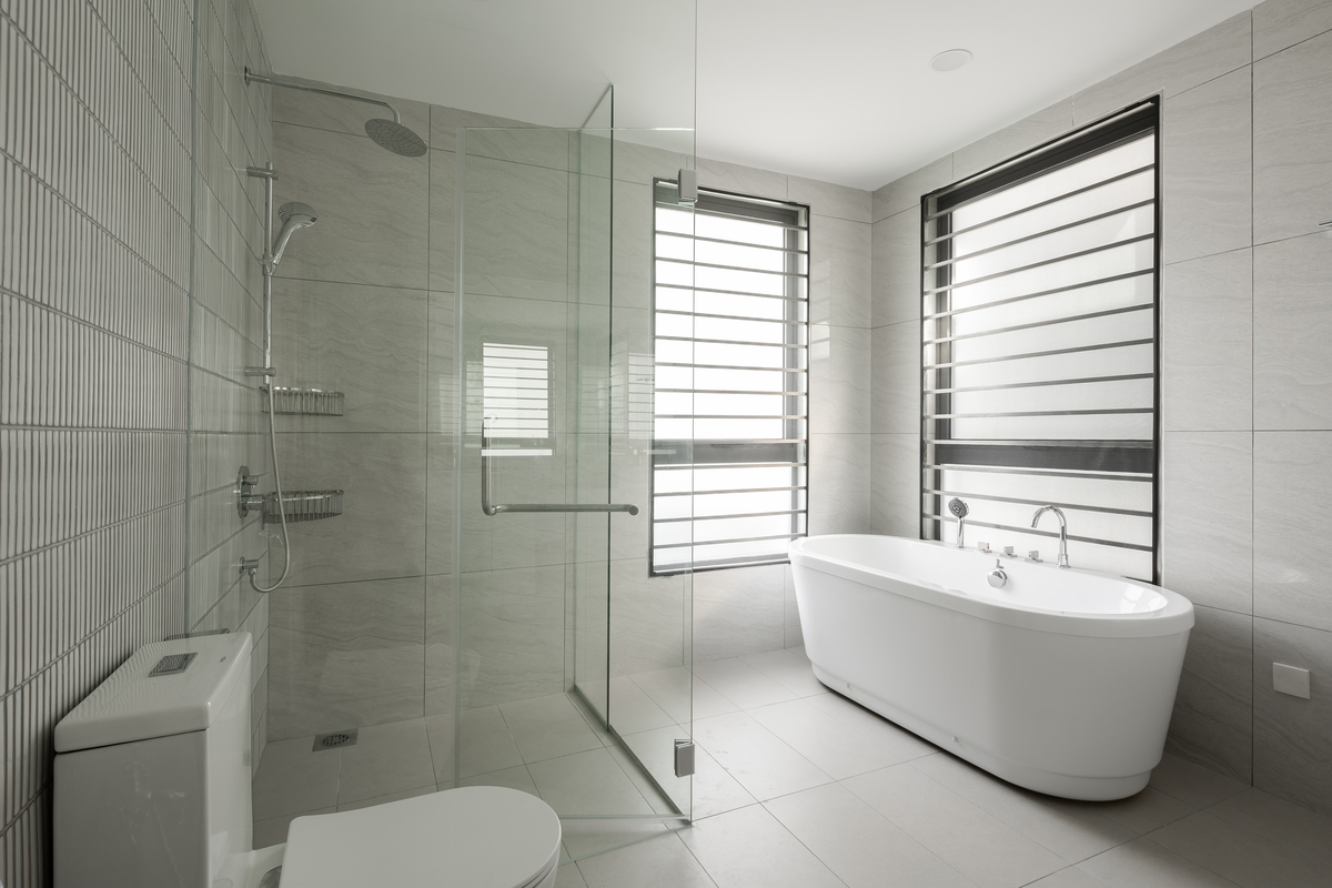 the eastern oriental minimalist white theme bathroom with all white furniture 3 mieux interior design