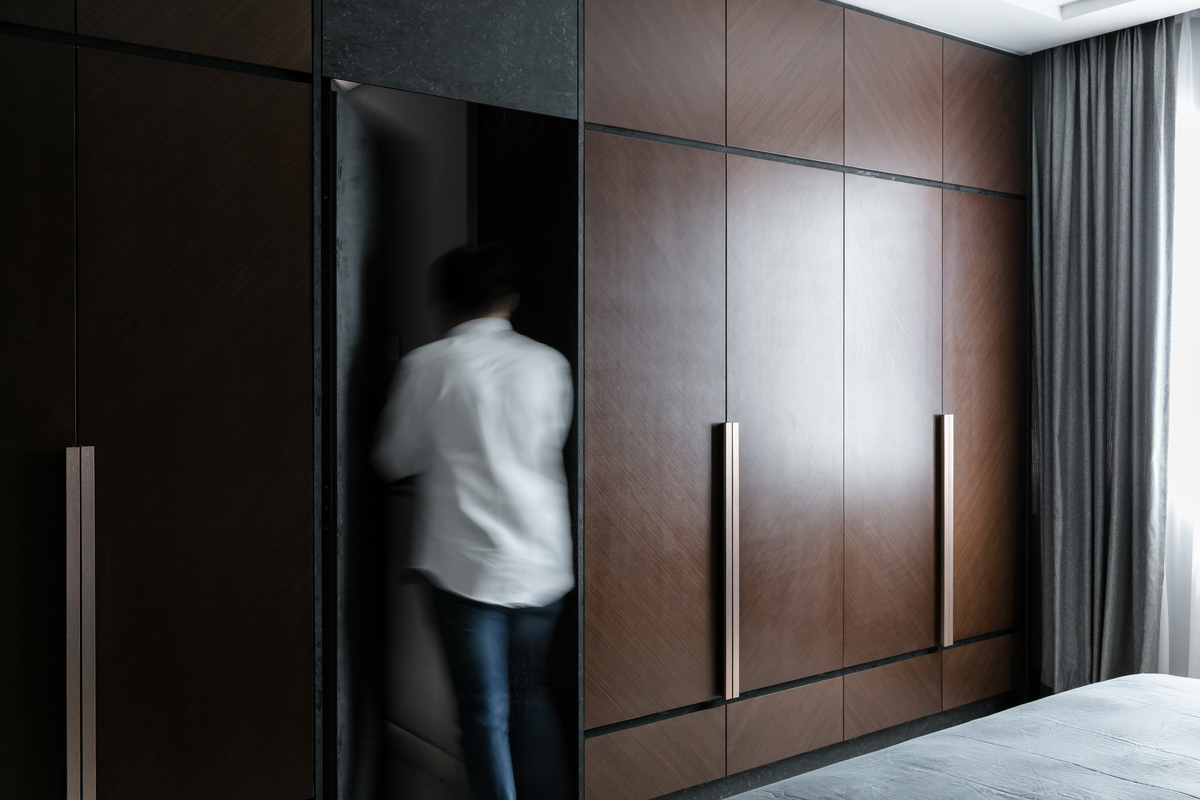 la nouvelle maison noire large cupboard from floor to ceiling mieux interior design