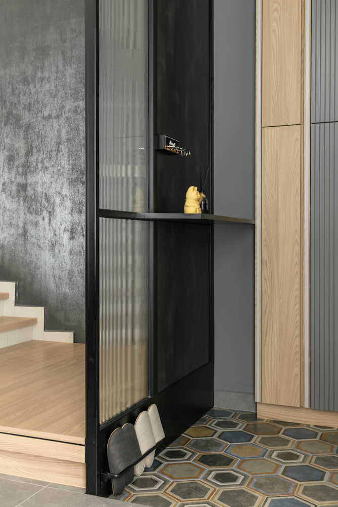 la nouvelle maison noire modern glass partition wall with black frame 2 mieux interior design