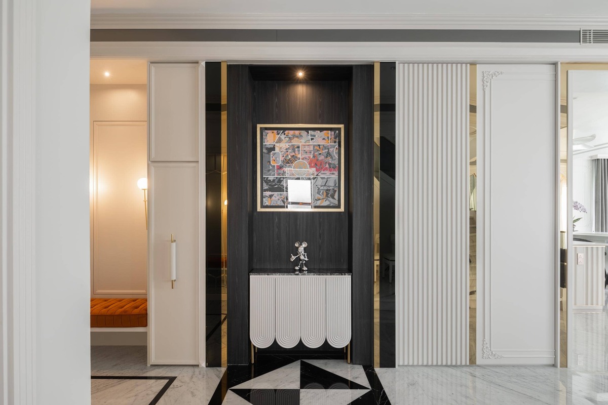 Milady Fantasy modern luxurious indoor entrance area with white and black triangle floor pattern 2 mieux interior design