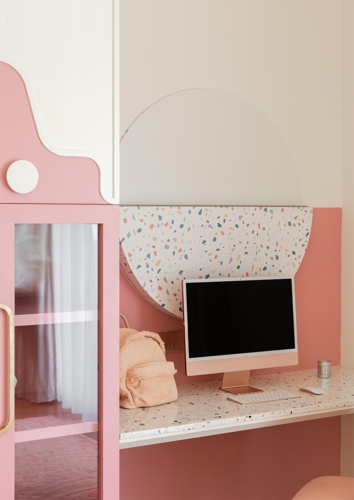Milady Fantasy modern girls room with baby pink theme and pink pc set up 4 mieux interior design